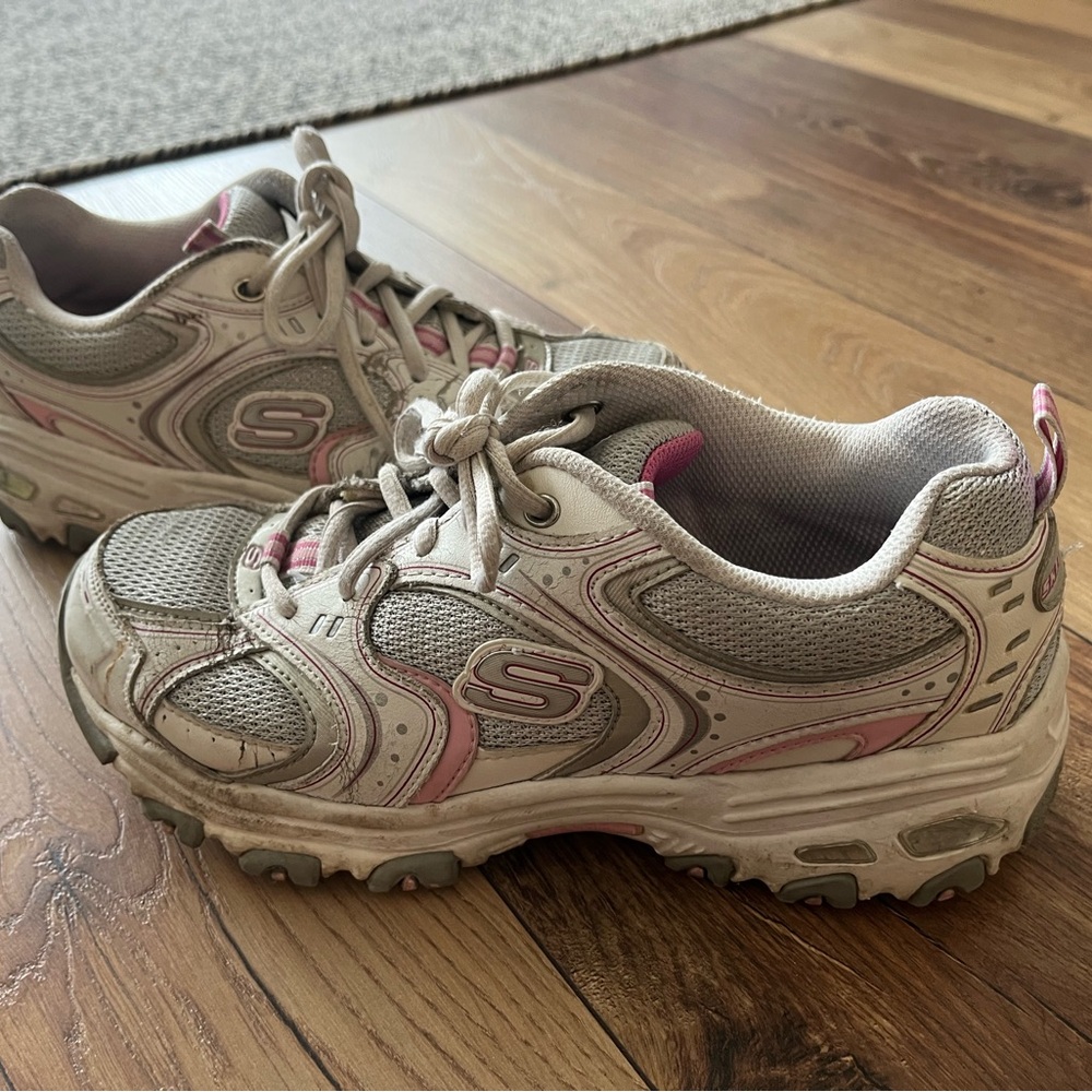 Skechers Athletic Sneakers US 7